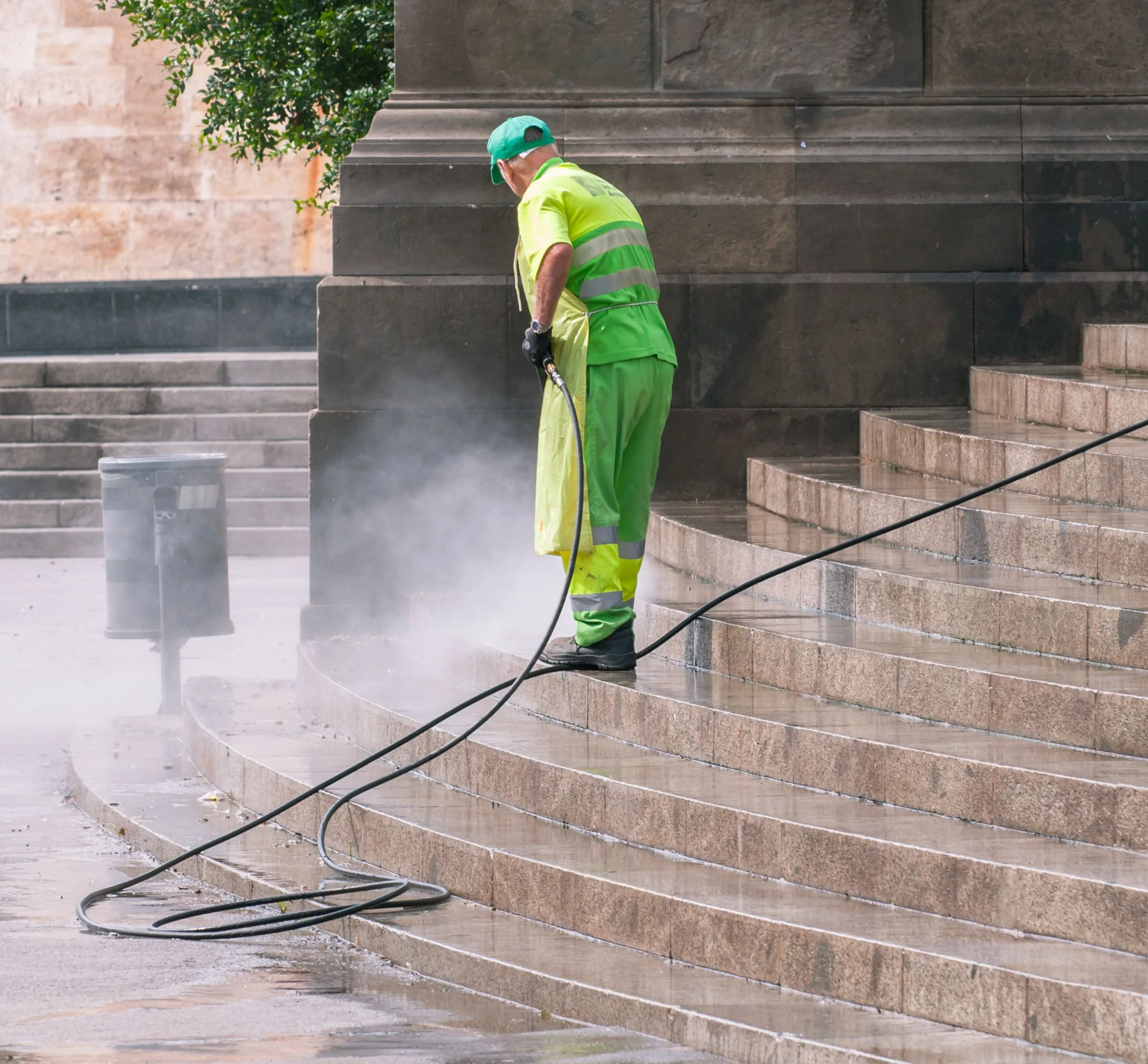 Pressure Washing Service in Fair Oaks That Restores Your Curb Appeal